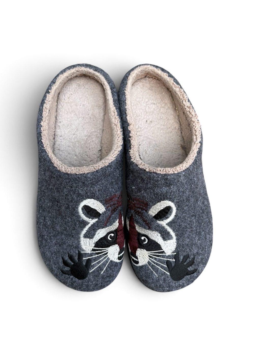 L.L.Bean Men's Daybreak Raccoon Motif Slippers Woman's 8